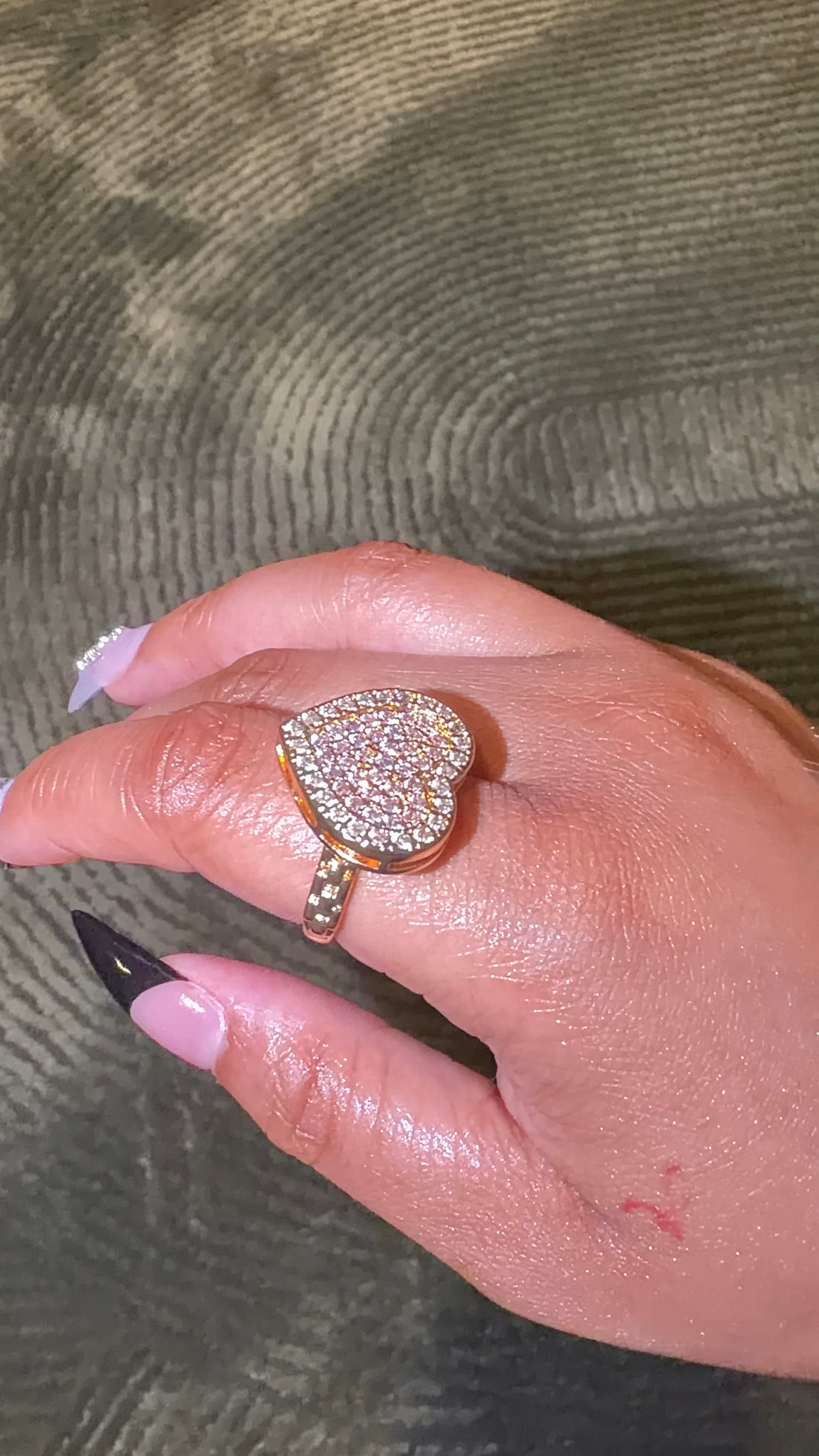 DIAMOND ROLLIE HEART RING