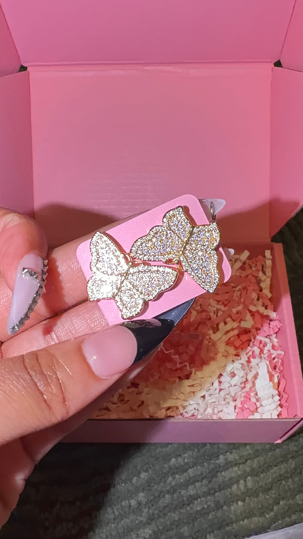 BUTTERFLY EARRINGS ￼