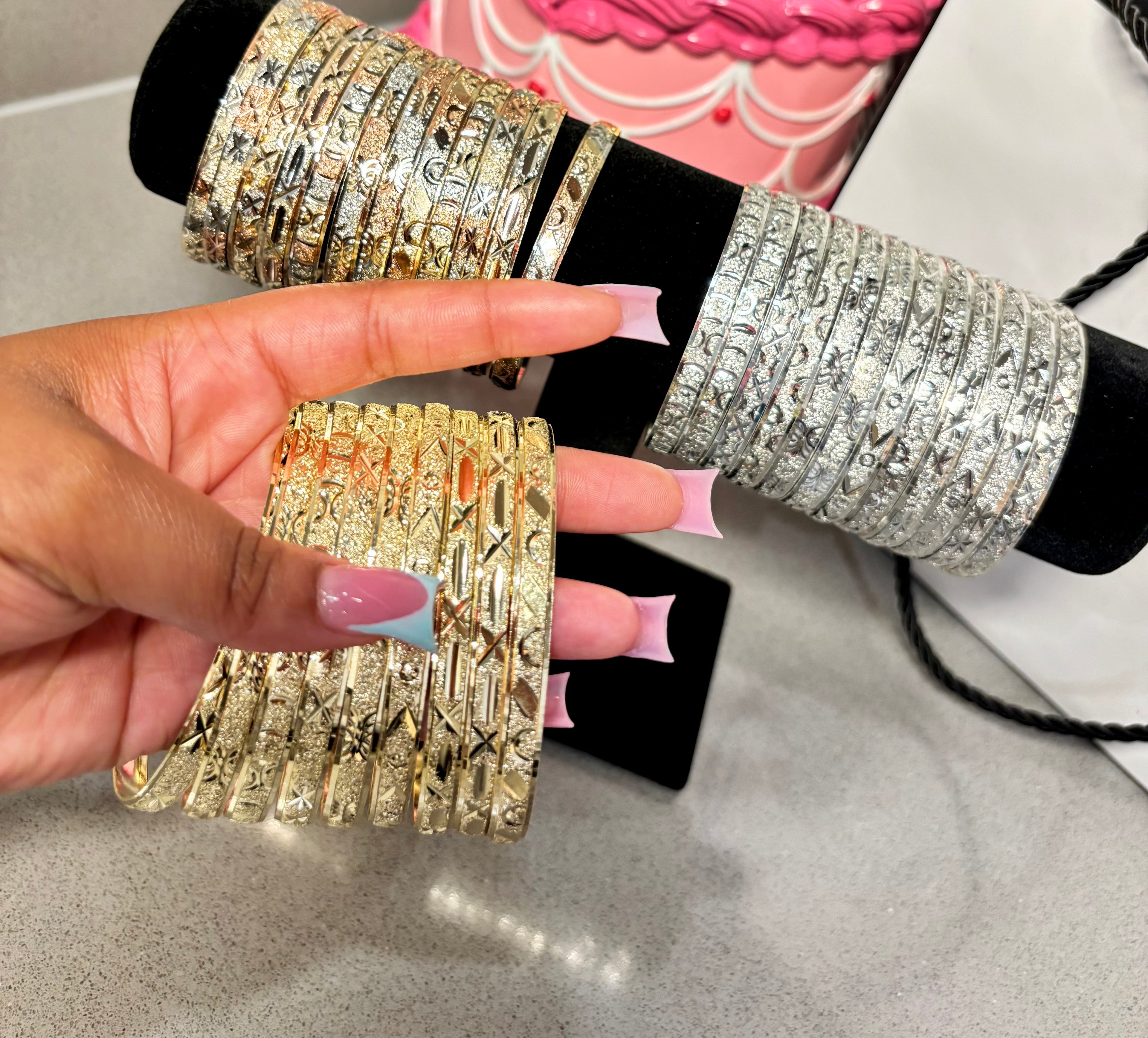 BANGLES