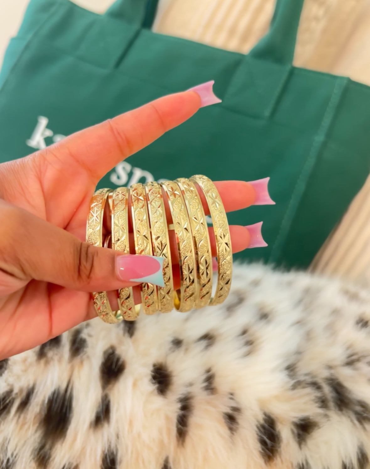 SMALL PACK OF BANGLES